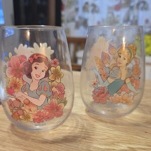 DISNEY PRINCESS 18oz CONTOUR GLASSES CINDERELLA SNOWWHITE